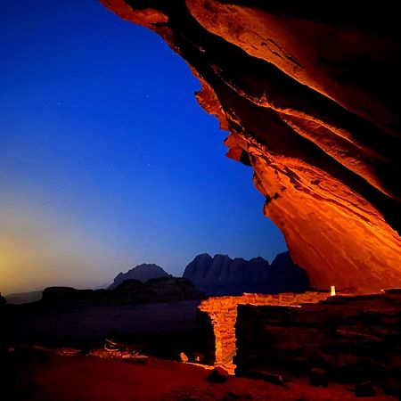 Wadi Rum Cave Camping Exterior foto