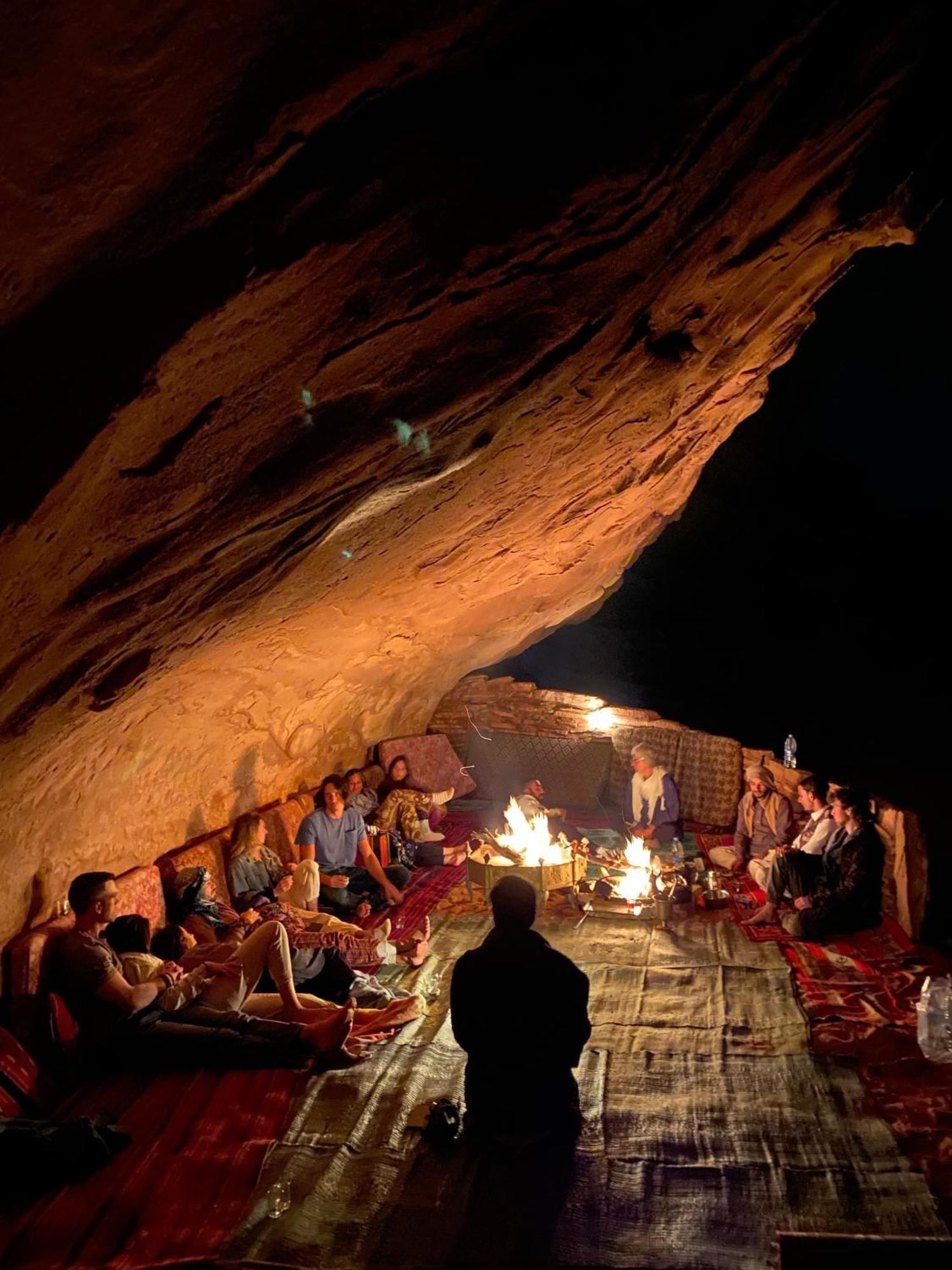 Wadi Rum Cave Camping Exterior foto