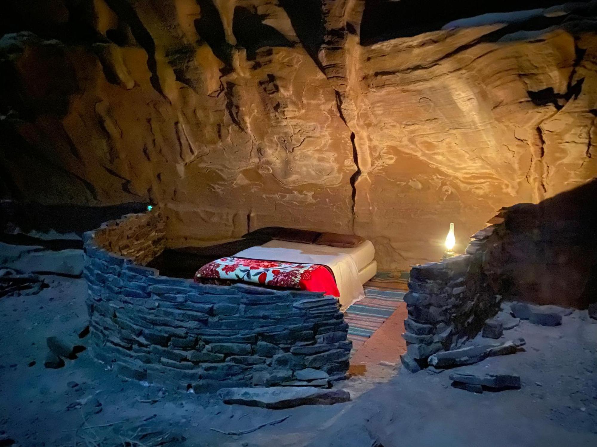 Wadi Rum Cave Camping Exterior foto